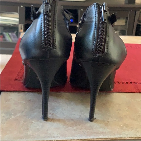 Vera wang shoes - Picture 4 of 7